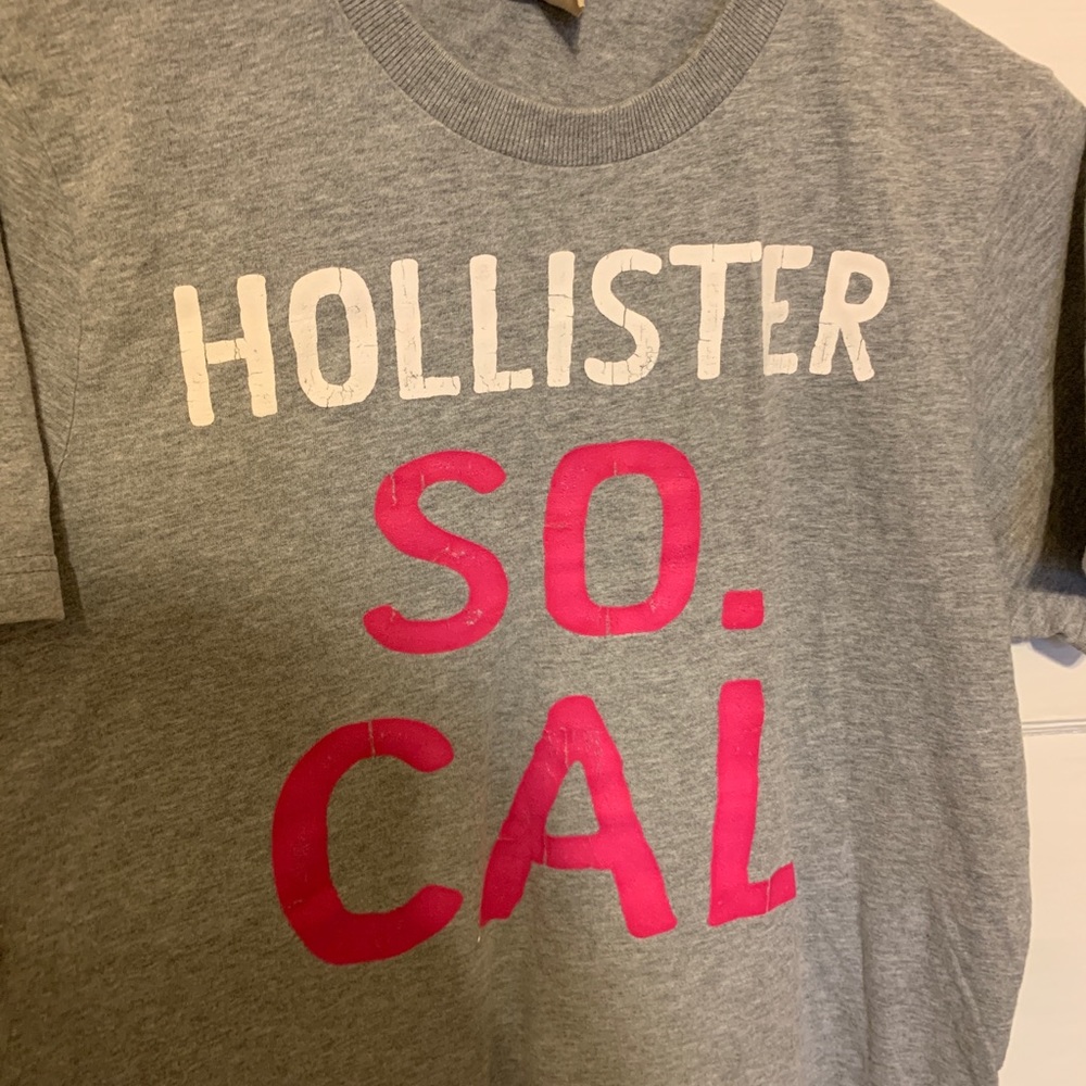 Men’s shirts and sweaters